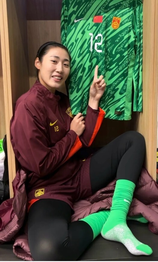 关于女足备战奥运备受压力，目标仍旧明确的信息